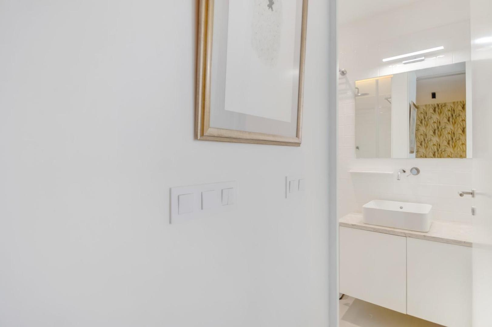Lejlighed 1br Charming In The Heart Of Santos | By Airnest *